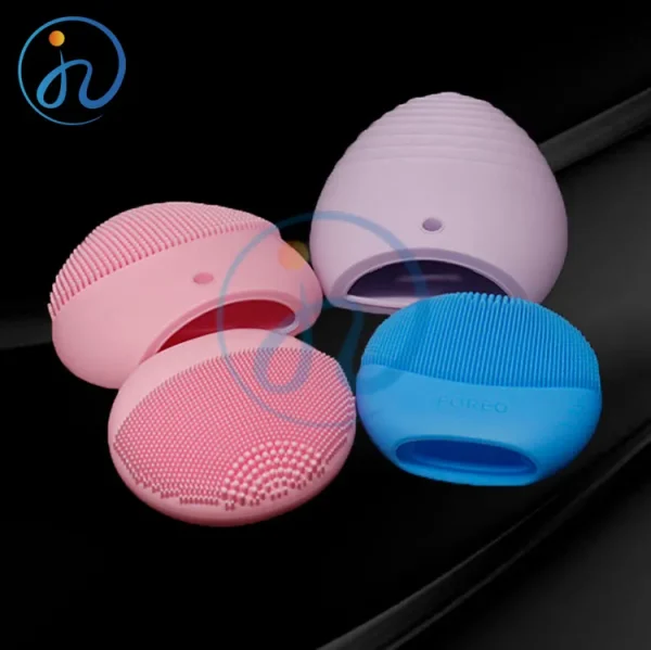 Silicone Facial Cleansing Brush Manufacturer of Silicone Injection